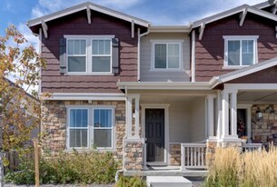 6253 N Liverpool St in Aurora, CO - Building Photo