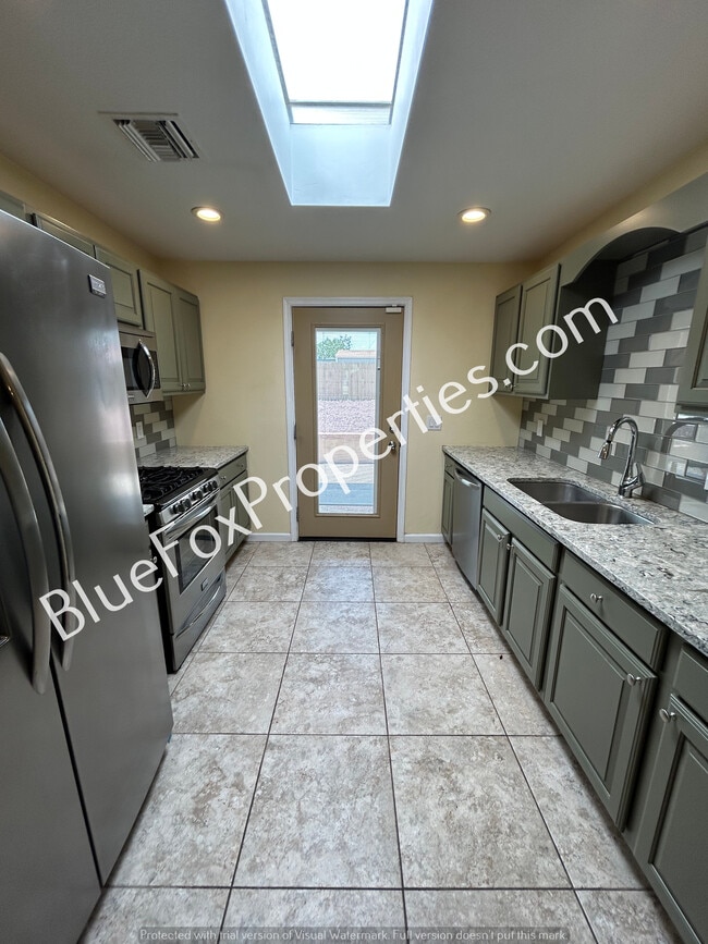 1410 E Miles St in Tucson, AZ - Building Photo - Building Photo