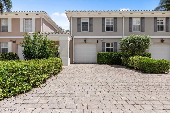 property at 5782 Cove Cir