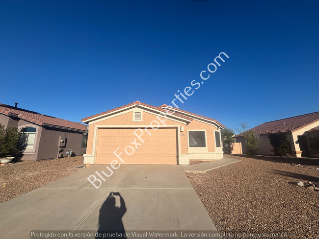 6984 W Harcuvar Dr in Tucson, AZ - Building Photo - Building Photo