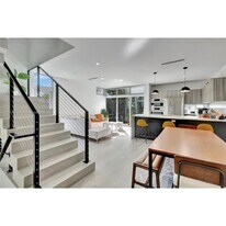 2924 Bird Ave in Miami, FL - Building Photo