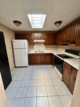 8962 Porter Rd, Unit Apt 1 in Niagara Falls, NY - Foto de edificio - Building Photo
