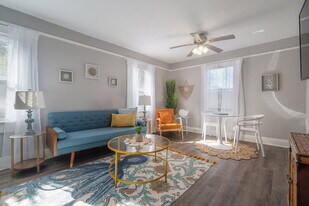 5706 N Suwanee Ave in Tampa, FL - Building Photo