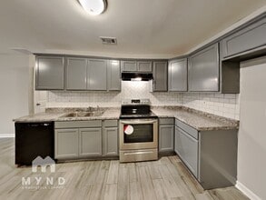 467 Camelot Pkwy in Jonesboro, GA - Building Photo - Building Photo