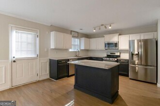 5920 Seabright Ln in Atlanta, GA - Building Photo - Building Photo