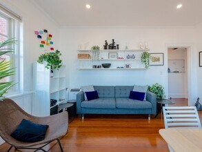 371 Harvard St in Cambridge, MA - Building Photo - Building Photo