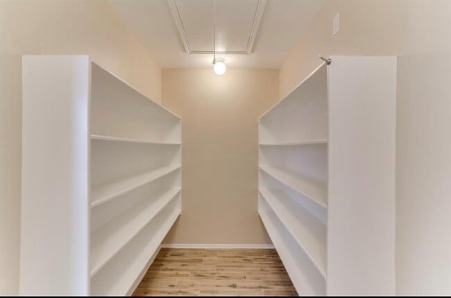 property at 9210 Rosewell Ct