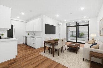 199 E Post in White Plains, NY - Building Photo - Building Photo