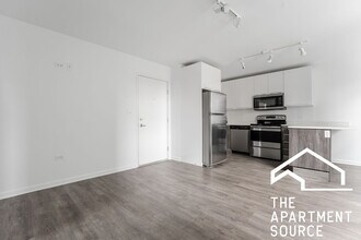 940 W Winona St in Chicago, IL - Building Photo - Building Photo
