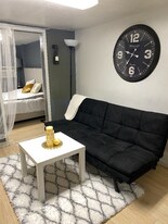 1129 Magnolia Ave, Unit 2 in Redding, CA - Building Photo