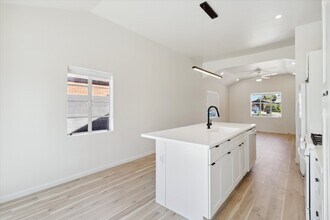 347 W Roma Ave in Phoenix, AZ - Building Photo - Building Photo