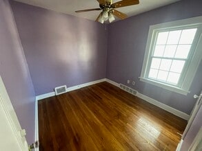 2202 Tate Ave in Cleveland, OH - Foto de edificio - Building Photo