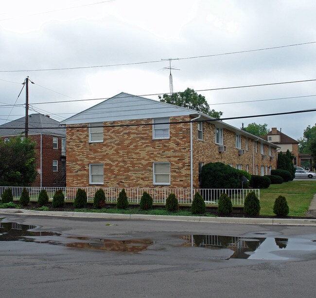 108 S Hubert Ave in Springfield, OH - Building Photo - Building Photo