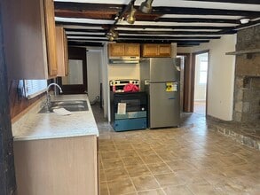 19 Alton Bradford Rd in Hopkinton, RI - Building Photo - Building Photo