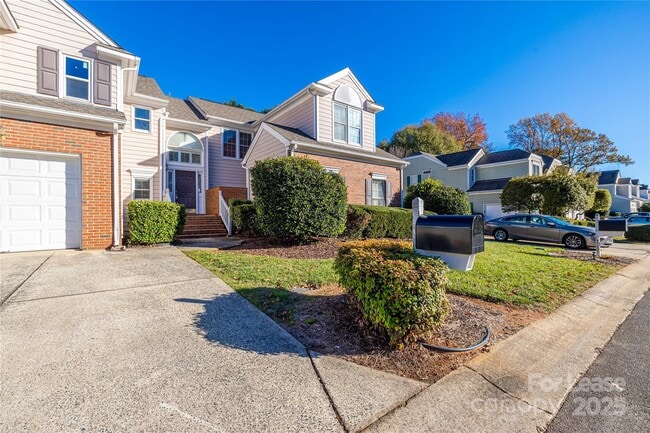 4709 Morning Dew Ct in Charlotte, NC - Building Photo - Building Photo