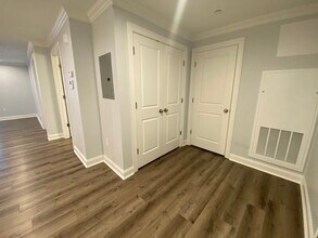 918 Providence Hwy in Dedham, MA - Foto de edificio - Building Photo