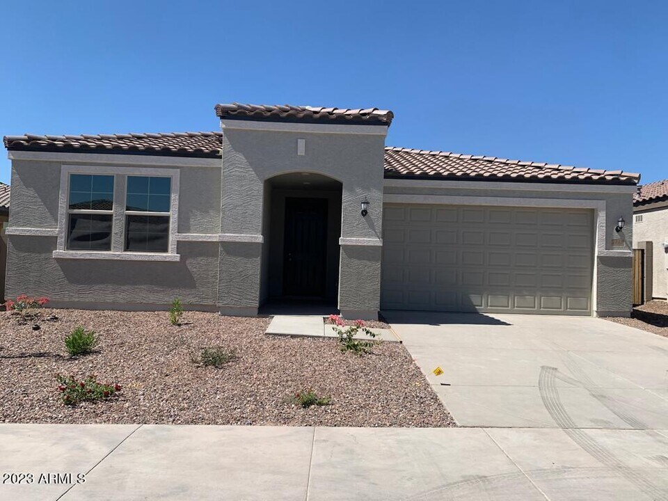2340 W Sunland Ave in Phoenix, AZ - Foto de edificio