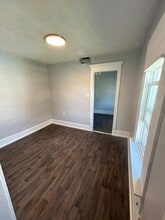 420 E Indiana St in Newark, OH - Building Photo - Building Photo