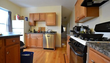 47 Easton St, Unit 1 in Boston, MA - Building Photo - Building Photo