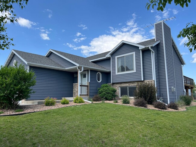 property at 5918 Shetland Dr NW