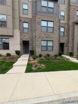 2715 Acadia Dr in Henrico, VA - Building Photo