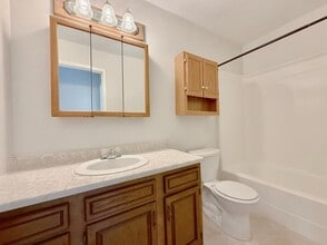 1634 19th St in Parkersburg, WV - Building Photo - Building Photo