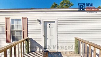 337 Dwight St in Holly Ridge, NC - Building Photo