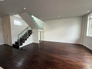 317 Cortland Ave in San Francisco, CA - Building Photo - Building Photo