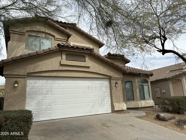 5454 W Southgate Ave in Phoenix, AZ - Building Photo - Building Photo