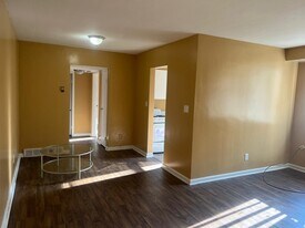 13965 Superior Rd in East Cleveland, OH - Building Photo