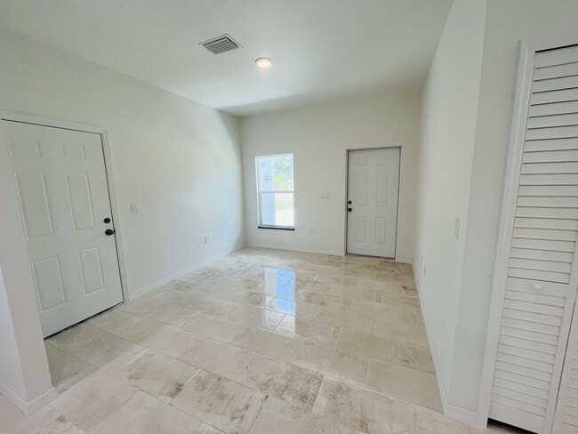 4301 East 9th Street in Lehigh Acres, FL - Building Photo - Building Photo
