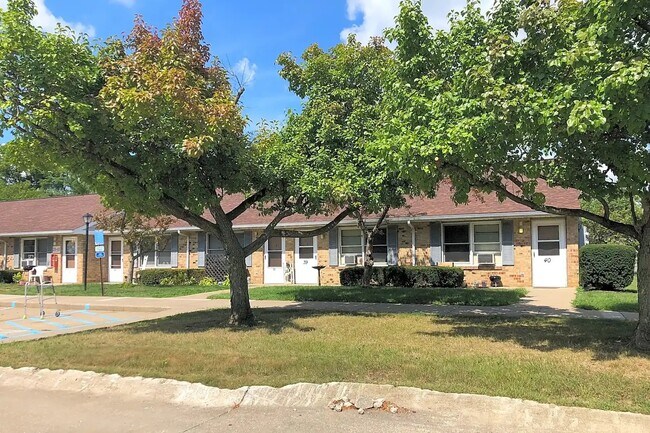 90 N 3rd St in Shelby, OH - Building Photo - Building Photo