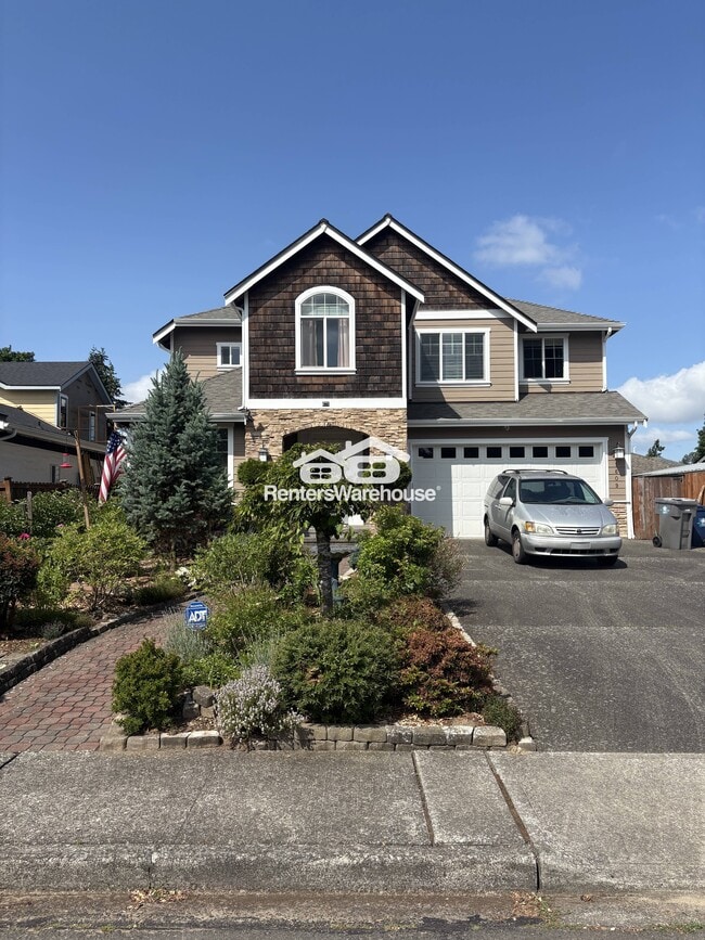 property at 1609 Blaine Ave NE