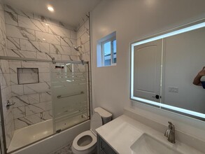 1844 16th St in Santa Monica, CA - Building Photo - Building Photo