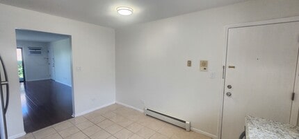 9290 Hamilton Ct in Des Plaines, IL - Building Photo - Building Photo