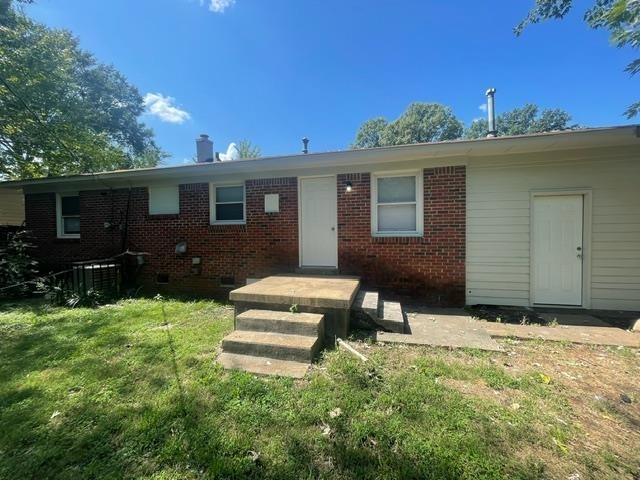 1898 Capri Rd in Memphis, TN - Building Photo - Building Photo