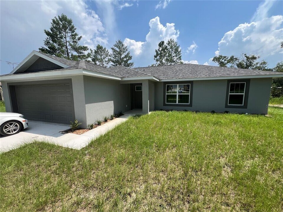15 Redwood Run Loop in Ocala, FL - Building Photo