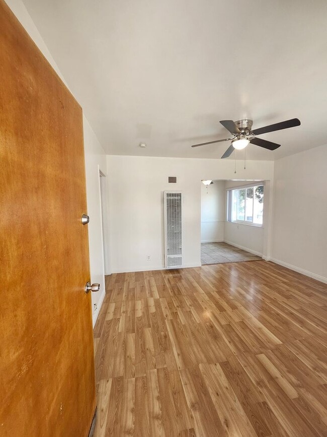 525 1/2 San Francisco Ave in Pomona, CA - Building Photo - Building Photo