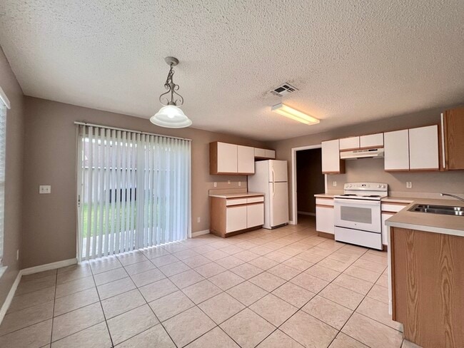 769 Crystal Bay Ln in Orlando, FL - Building Photo - Building Photo