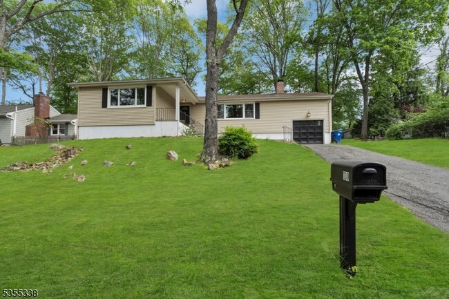 property at 130 Hillcrest Ave