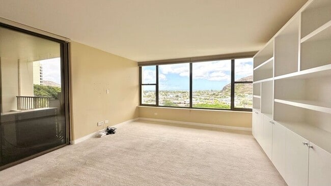property at 6710 Hawaii Kai Dr
