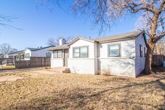 3304 Itasca St in Lubbock, TX - Building Photo - Building Photo