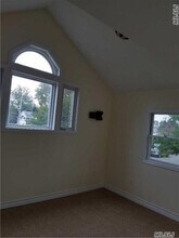 152 Harrison Ave in Bethpage, NY - Building Photo - Building Photo