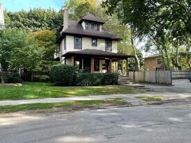 24 Sibley Pl in Rochester, NY - Building Photo
