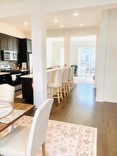 33 Parkside Ln in Teaneck, NJ - Foto de edificio - Building Photo