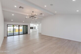 4246 E Mulberry Dr in Phoenix, AZ - Building Photo - Building Photo