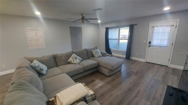 1811 Forest Dr in Oldsmar, FL - Building Photo - Building Photo