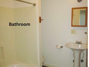 216 E Jewett Blvd in White Salmon, WA - Building Photo - Building Photo