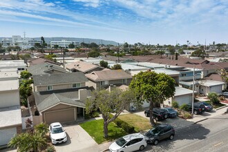 1314 Agate St in Redondo Beach, CA - Building Photo - Building Photo