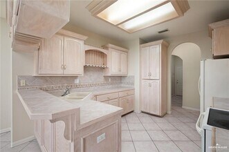 18 San Roman St in Mission, TX - Building Photo - Building Photo
